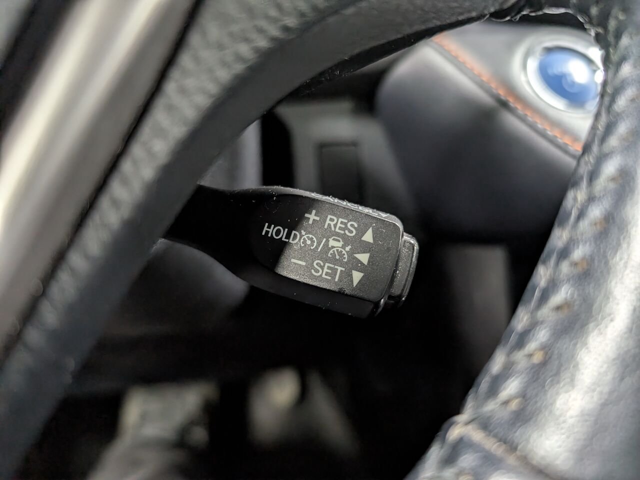 2017 Toyota RAV4 Hybrid JTMJJREV6HD088292 Electric Storm Blue Sherbrooke - photo #14