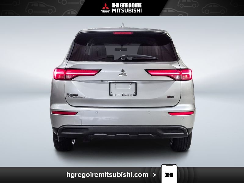 2022 Mitsubishi Outlander Grey Blainville - photo #7
