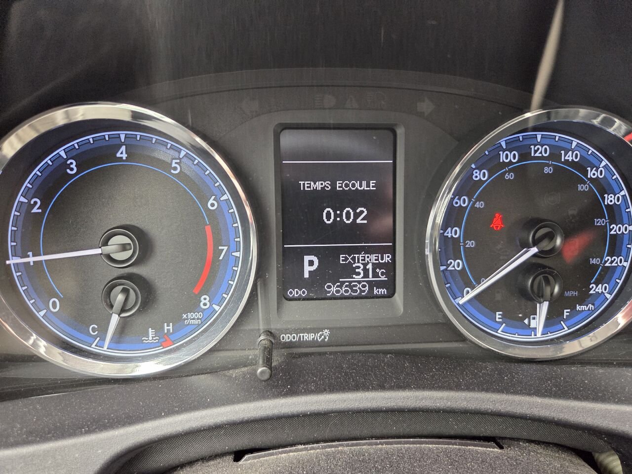 Toyota Corolla 2017 Gris Mont-Laurier - photo #3
