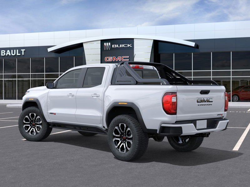 GMC Canyon AT4 2025 Blanc sommet Saint-Eustache - photo #2