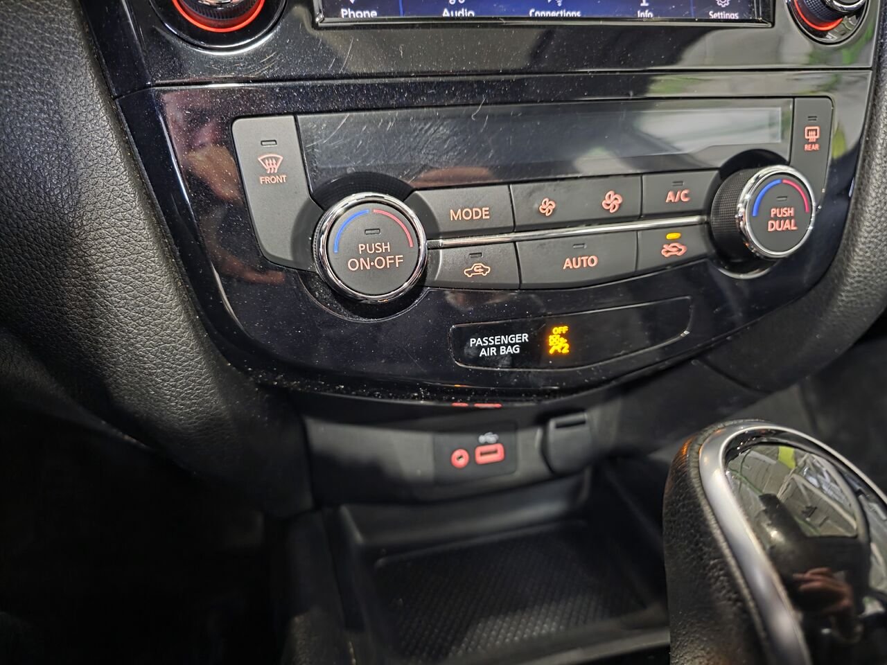 Nissan Qashqai 2019 Blanc Longueuil, - photo #18