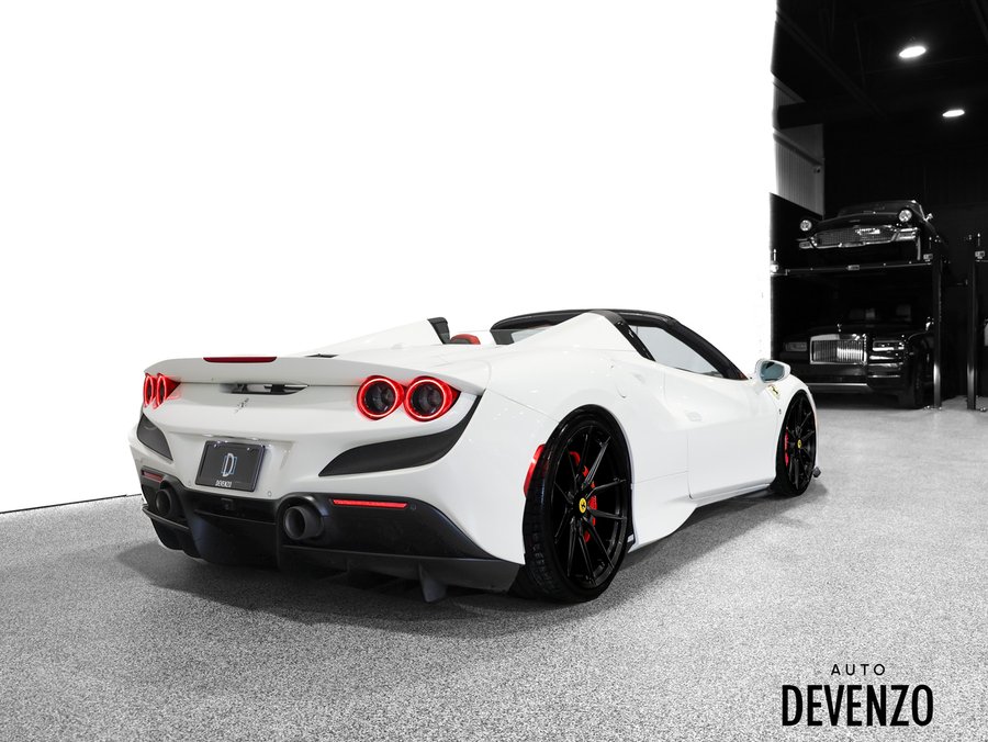 Ferrari F8 Spider 2023 2023 Blanc