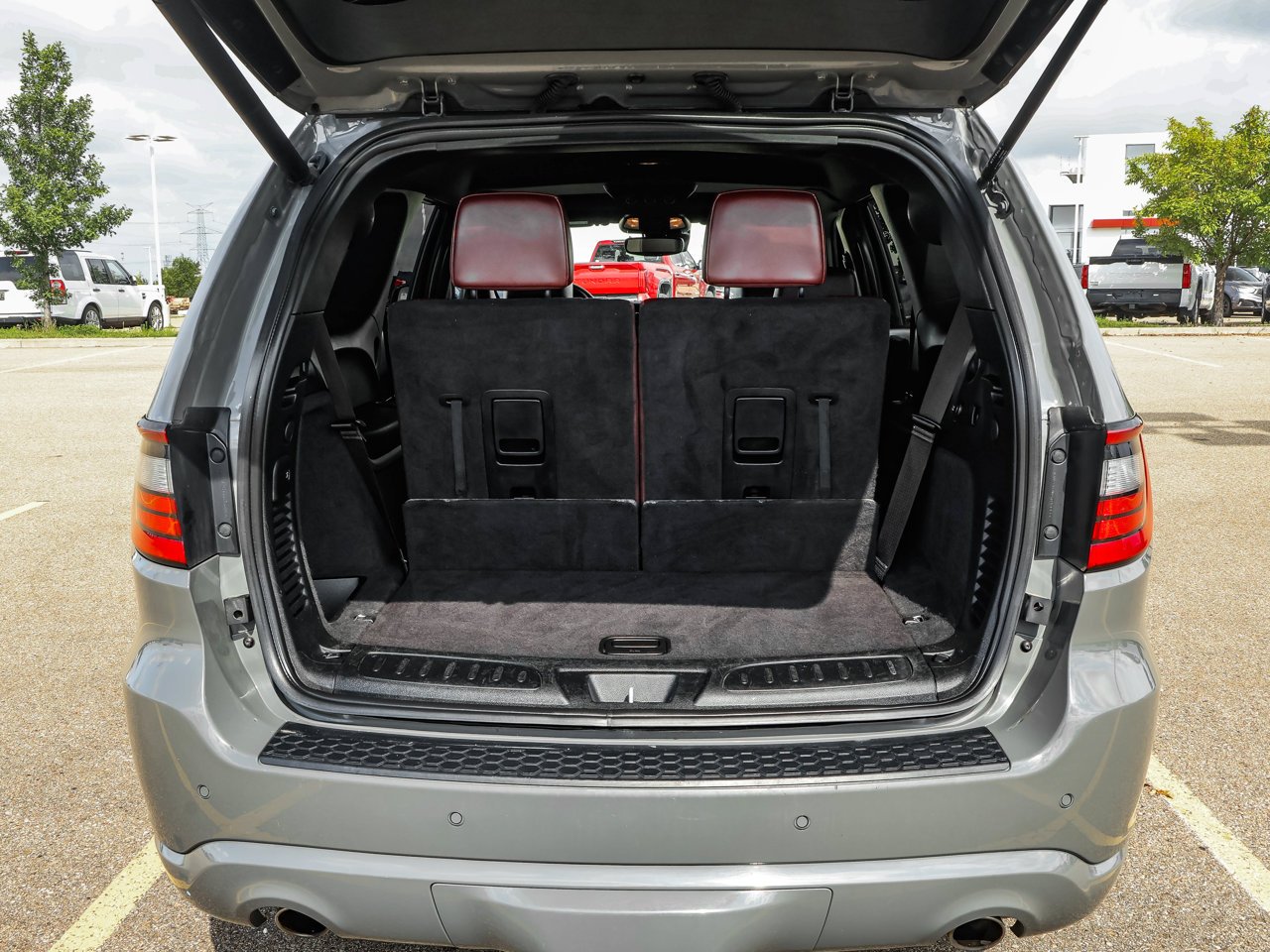 2024 Dodge Durango R/T AWD Grey Sherwood Park - photo #8