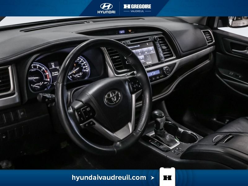 2016 Toyota Highlander Black Laval - photo #13