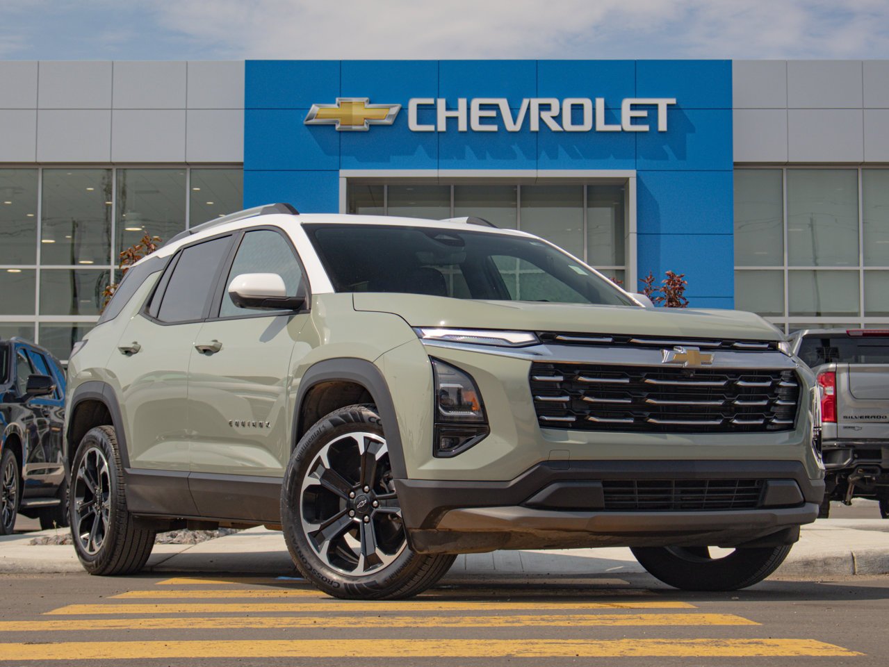 2025 Chevrolet Equinox AWD 4dr LT w/2LT Green Sherwood Park - photo #14