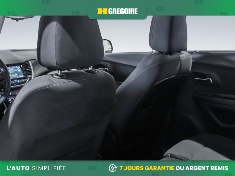 2019 Chevrolet Trax White Laval - photo #21