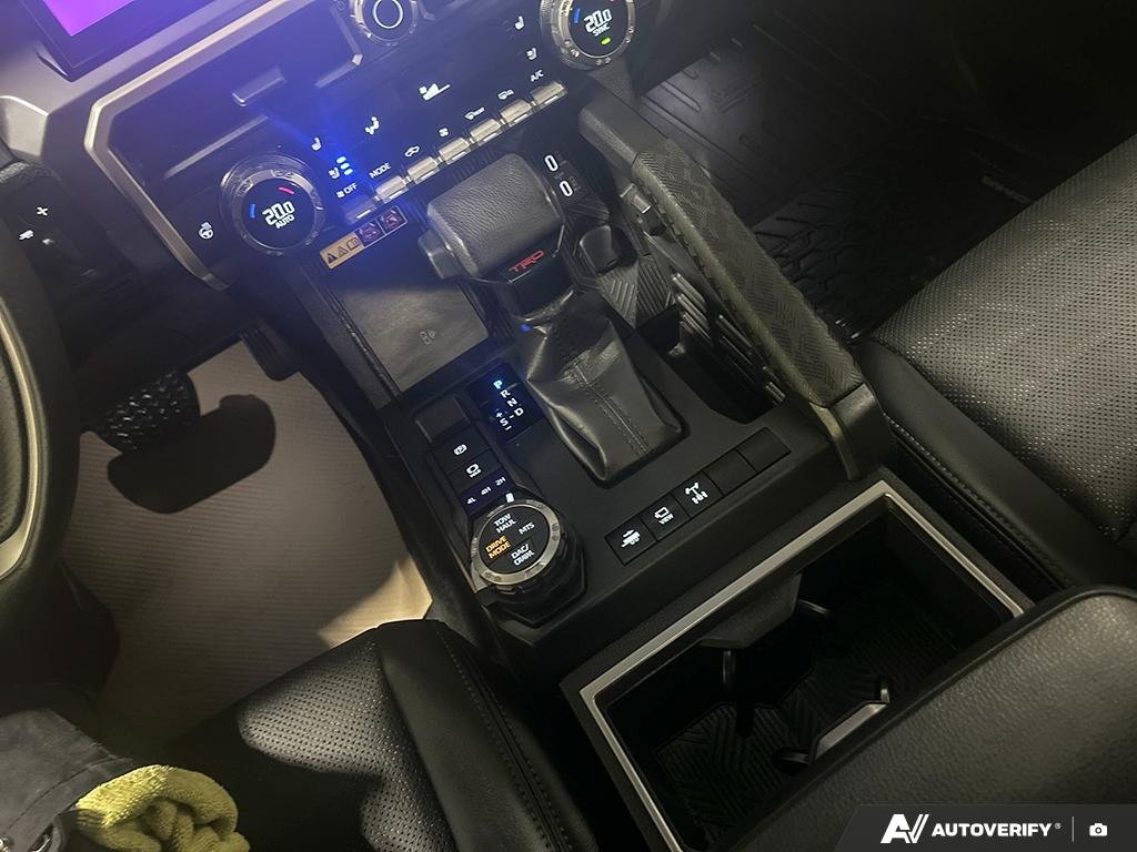 2025 Toyota Tacoma 2601947A | 4x4 Double Cab Auto Blue Crush Metallic Edmonton - photo #17