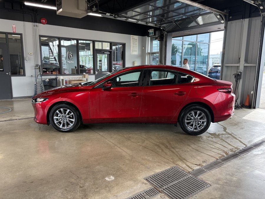 MAZDA Mazda3 2026 2026 Rouge vibrant cristal métallisé