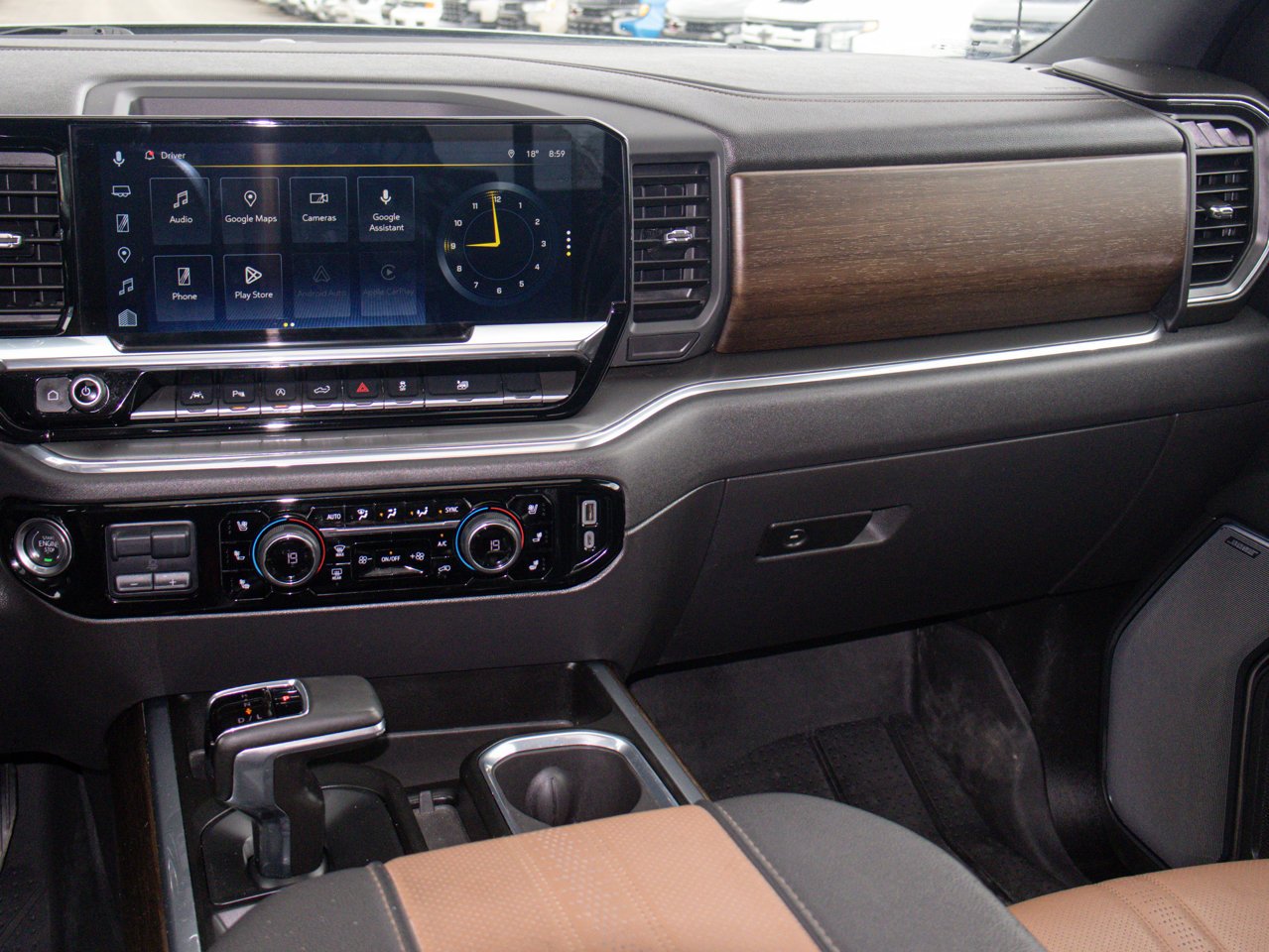 2024 Chevrolet Silverado 1500 4WD Crew Cab 157 High Country Grey Sherwood Park - photo #33