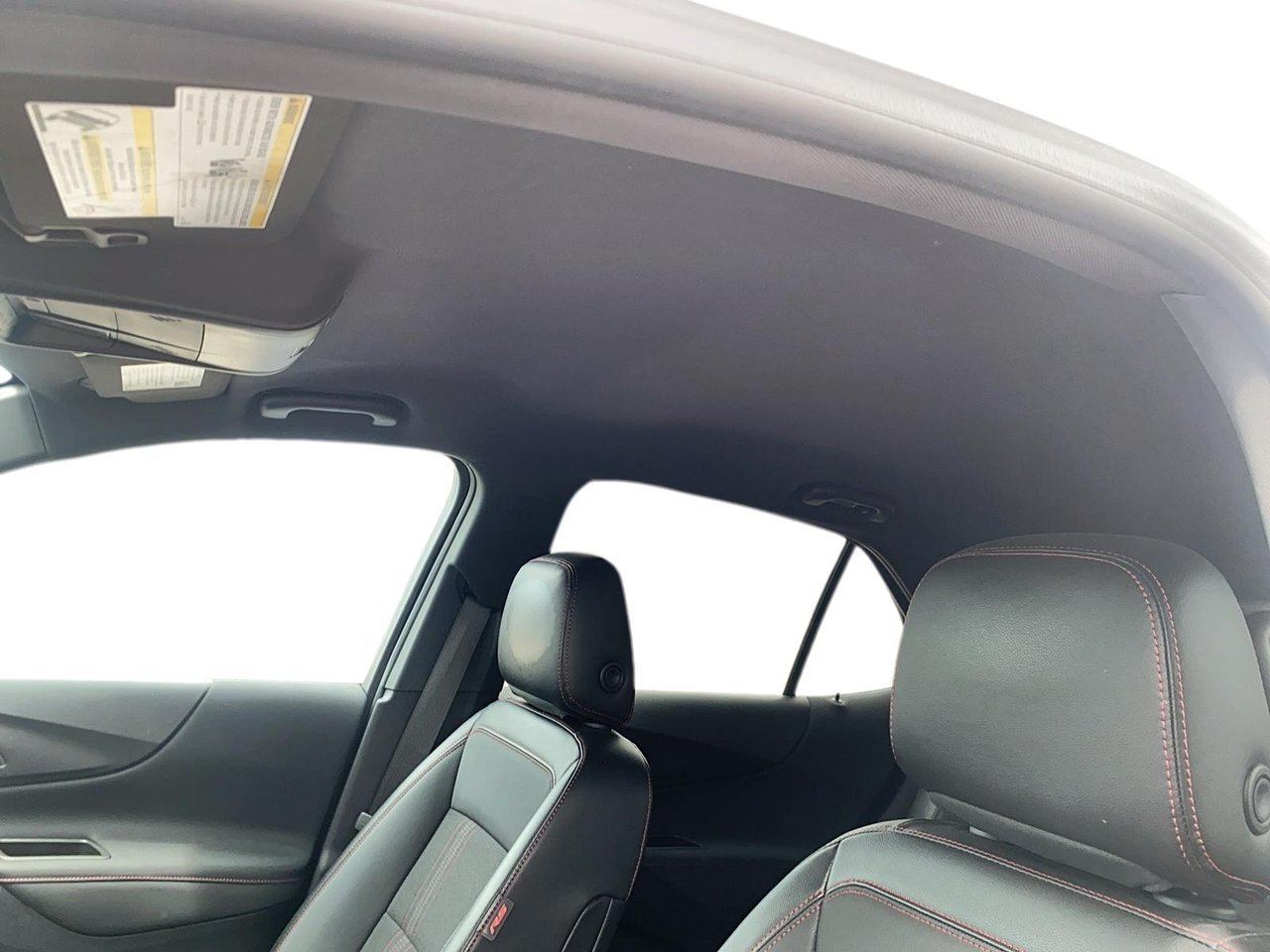 2023 Chevrolet Equinox VIN 3GNAXWEG8PL104961 White Chicoutimi - photo #11
