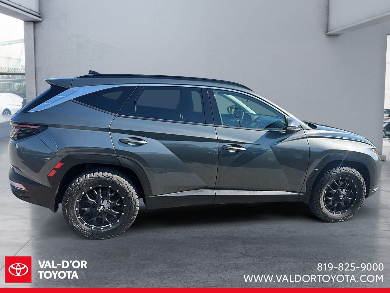 Hyundai Tucson Preferred TI avec ensemble Trend 2023 Gris Val-d'Or - photo #4