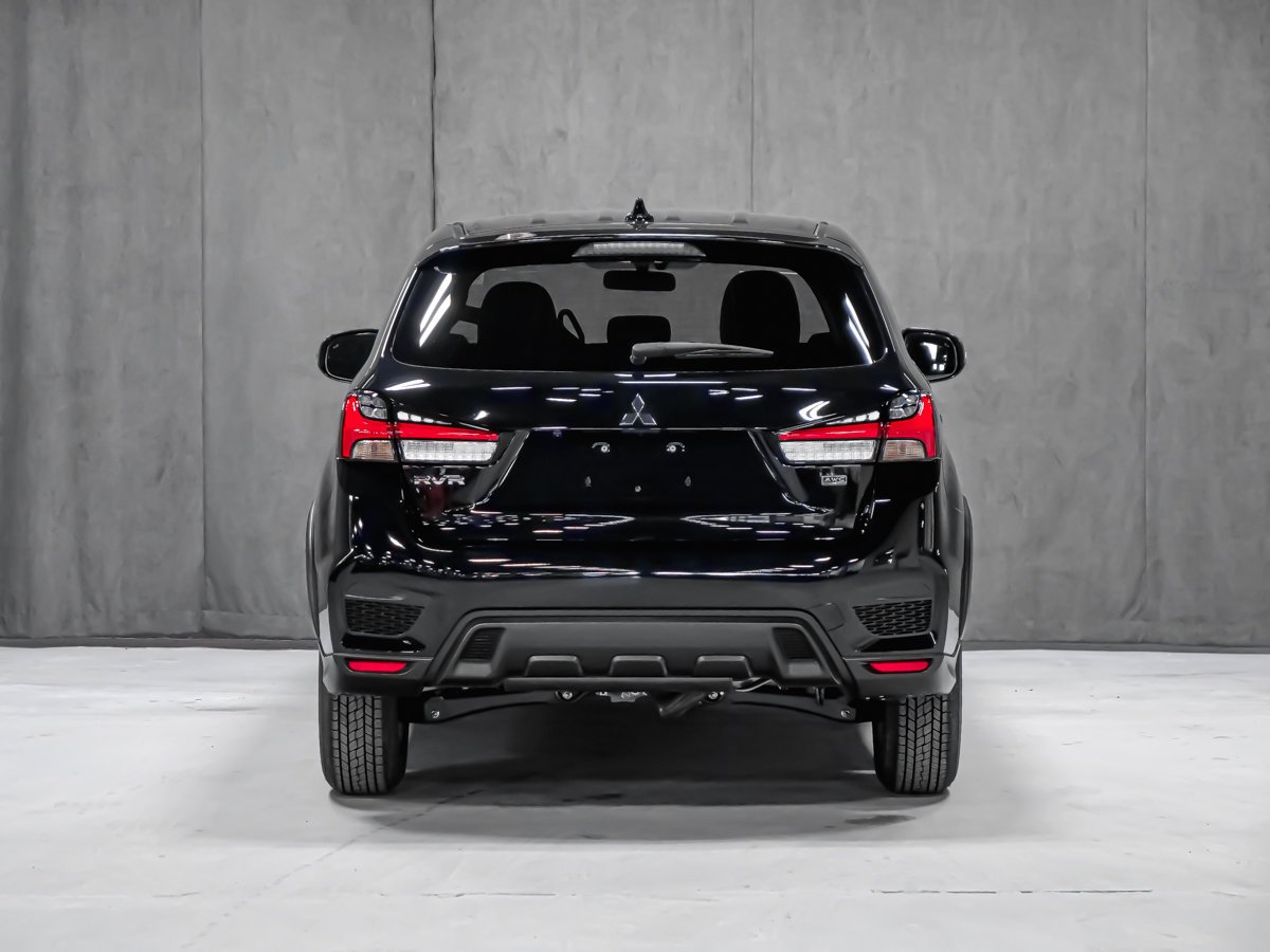 2026 Mitsubishi RVR SE Labrador Black Montreal - photo #7