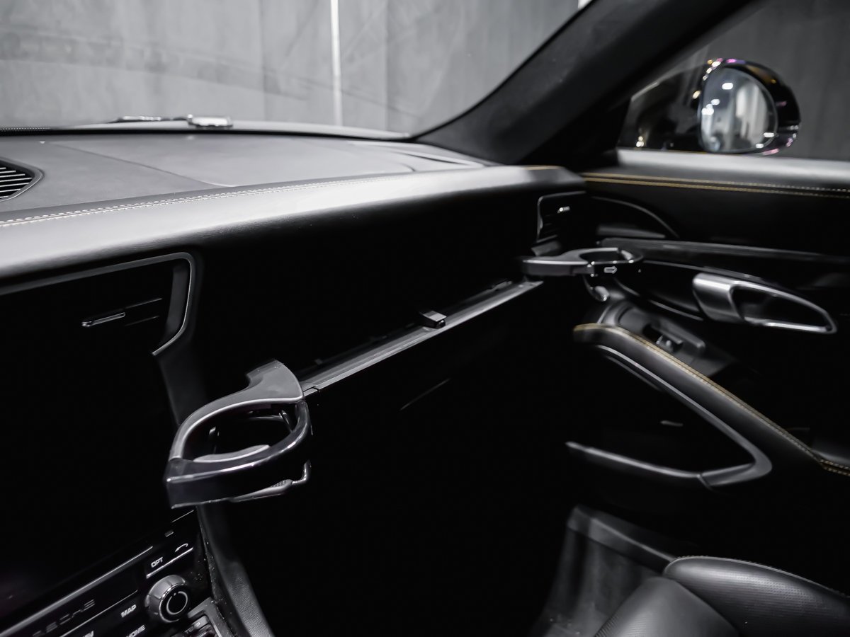 2017 Porsche 911 TURBO S Black Montreal - photo #26