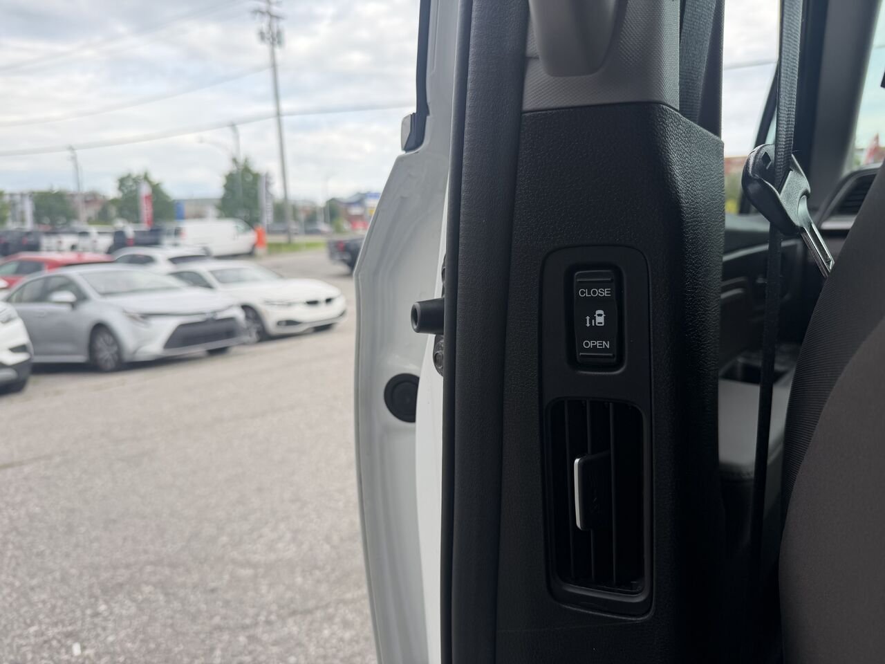 2023 HONDA ODYSSEY EX EX BA White Ottawa & Gatineau - photo #18