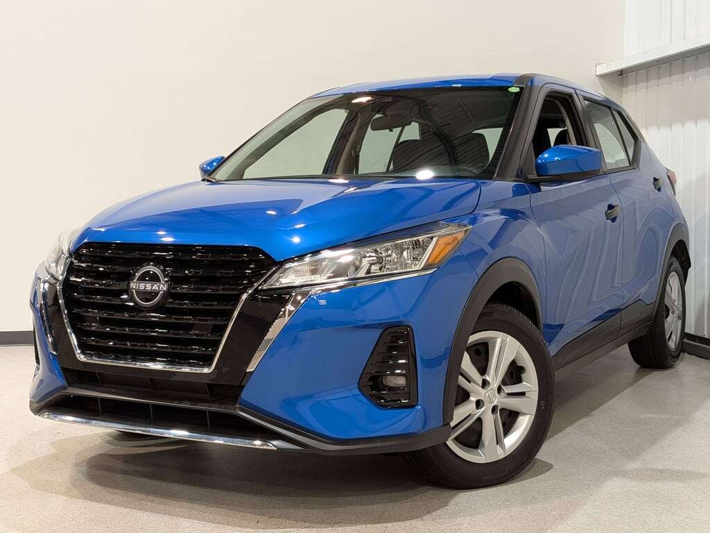 Nissan Kicks 2024 Bleu Val-David - photo #0