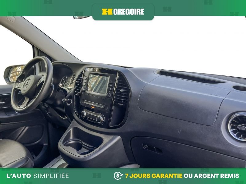 2022 Mercedes Benz Metris Blue Blainville - photo #11