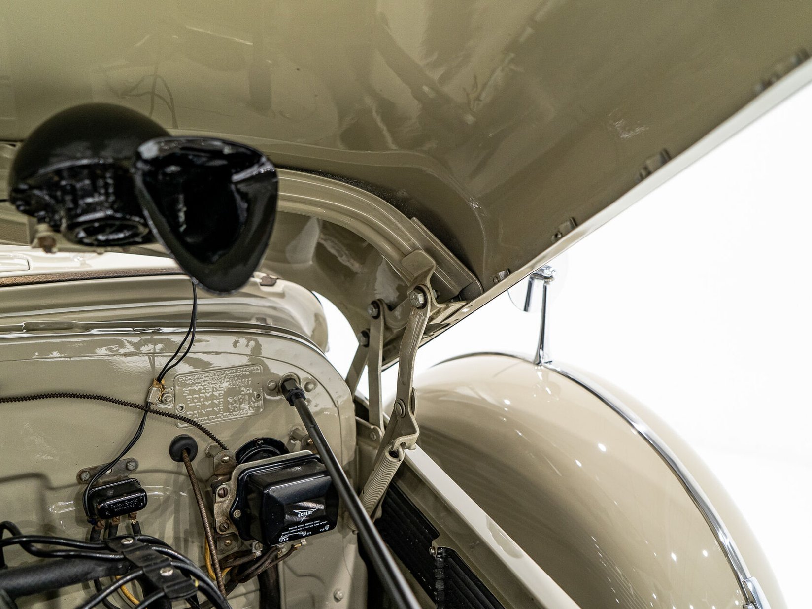Cadillac Series 75 1 of 27 built. Former CCCA National first prize winner *PRICE IN USD* 1939 Brun Montréal - photo #15