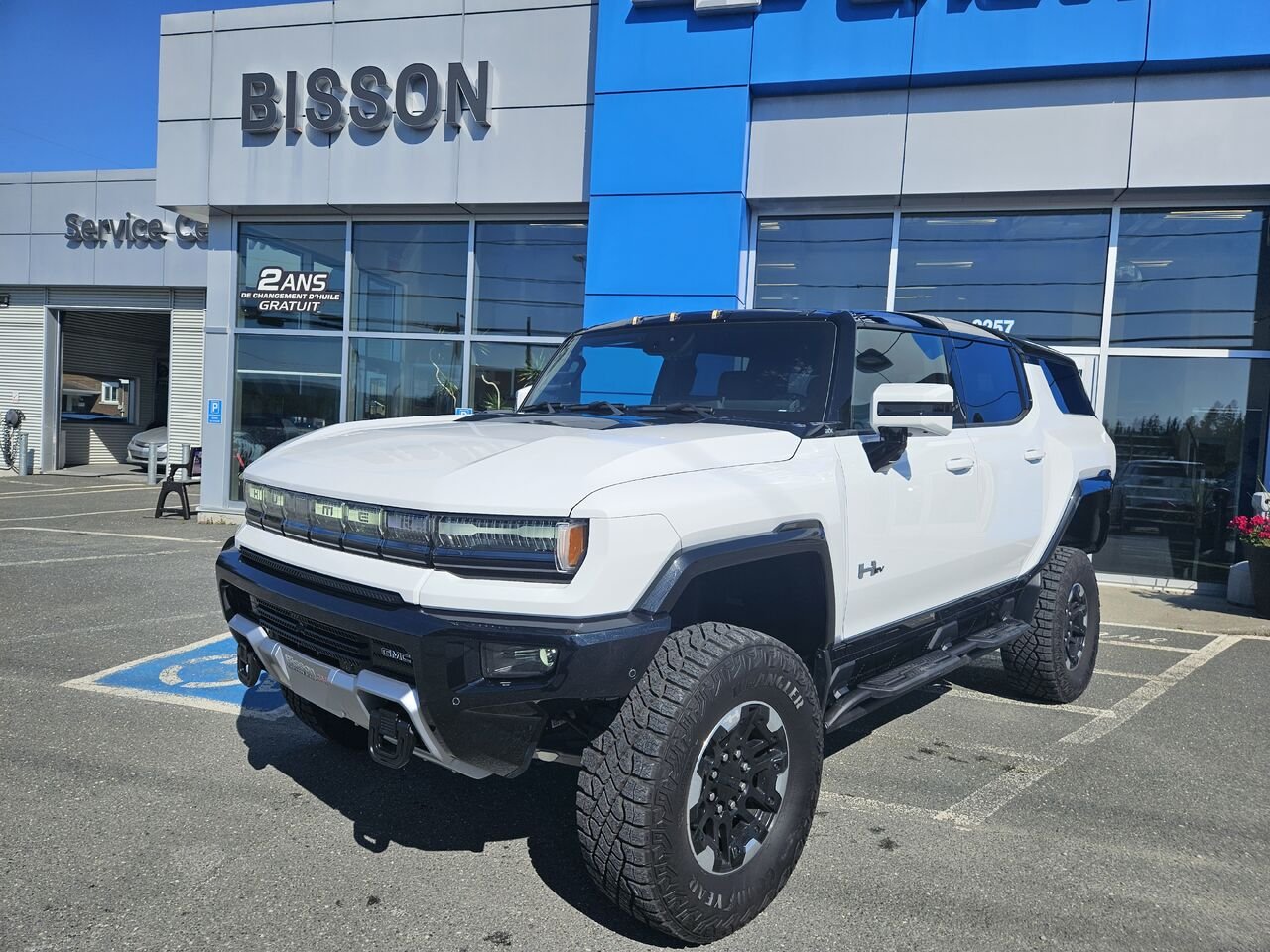 2024 GMC HUMMER EV VUS 3X e4RM 4 portes White Thetford Mines - photo #0