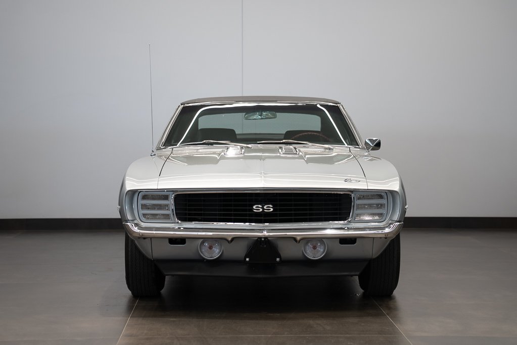 1969 Chevrolet Camaro Silver Montreal - photo #1