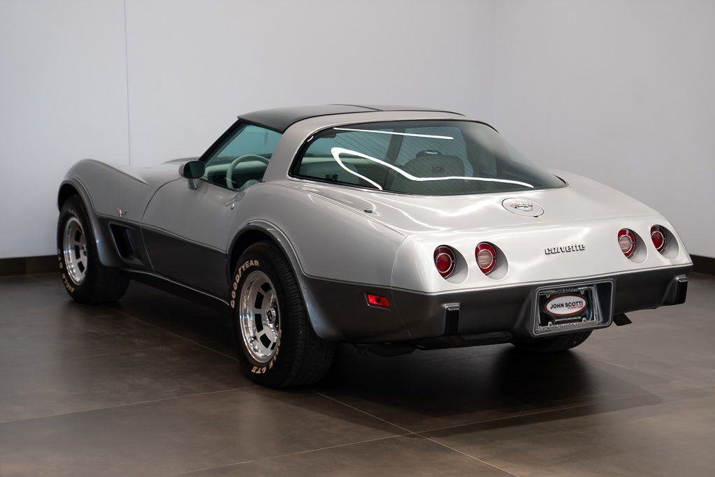 Chevrolet Corvette 1978 Argent Montréal - photo #5