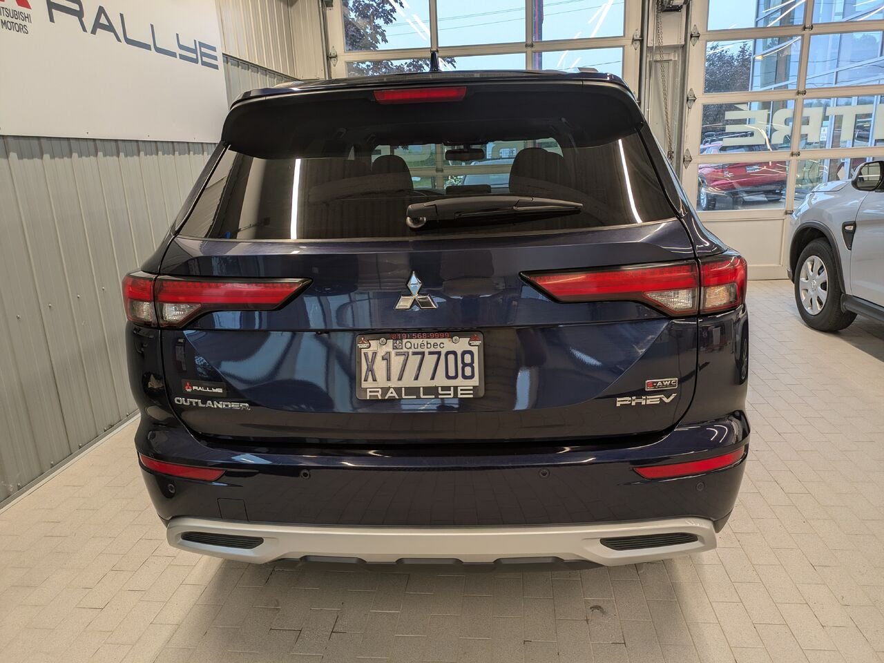 2024 Mitsubishi Outlander Plug-In Hybrid Gatineau - photo #2