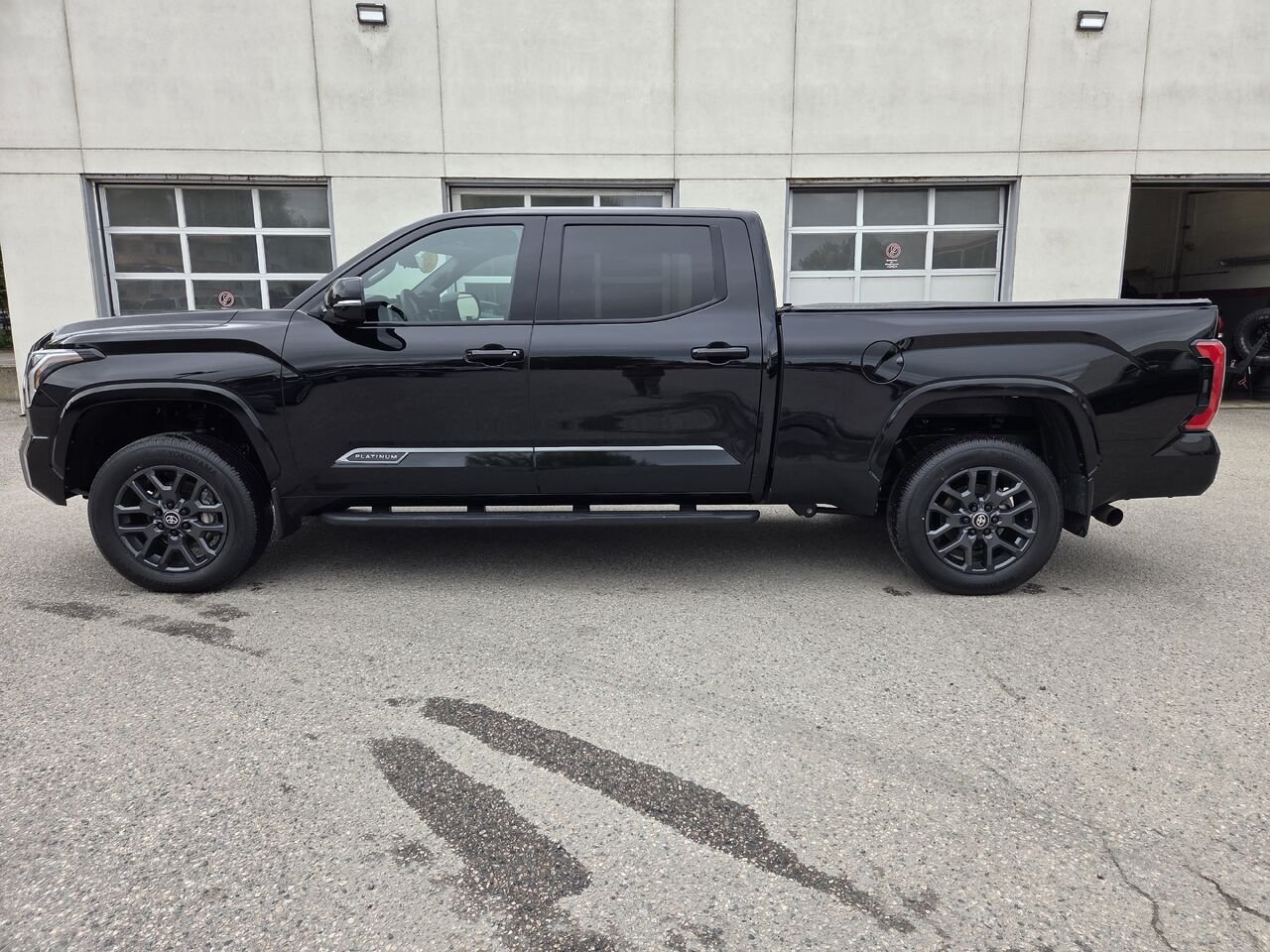 2026 Toyota TUNDRA Black Mont-Laurier - photo #7