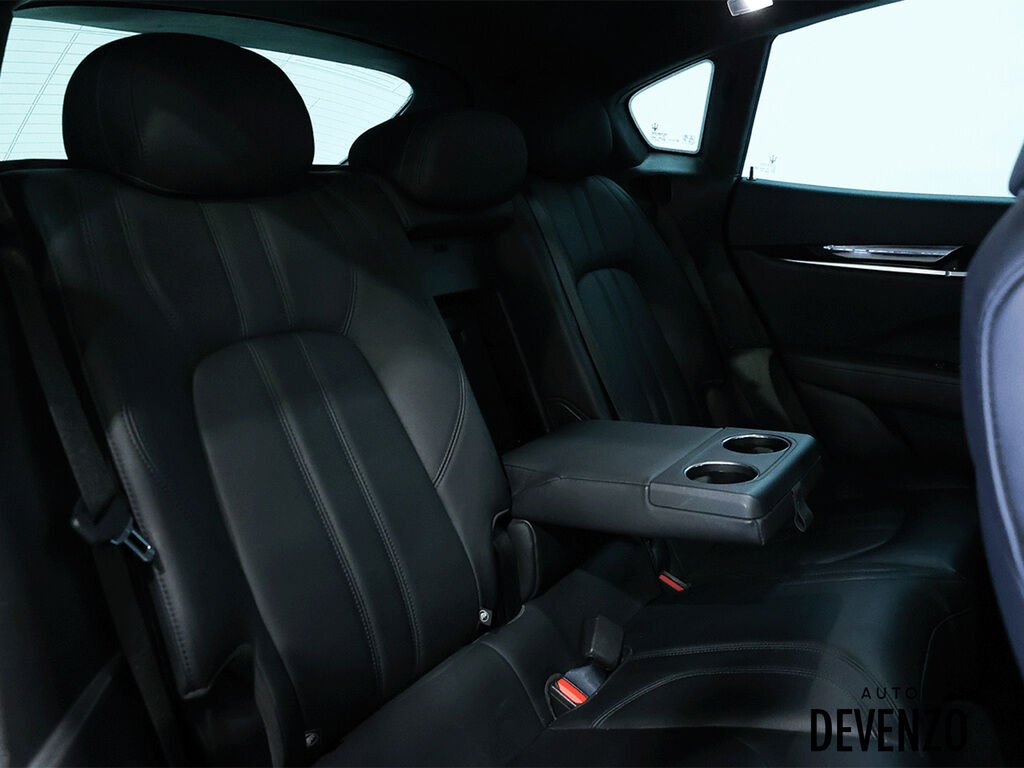 2022 Maserati Levante Black Saint-Eustache - photo #10