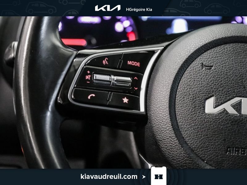 2023 Kia Forte Grey Blainville - photo #13