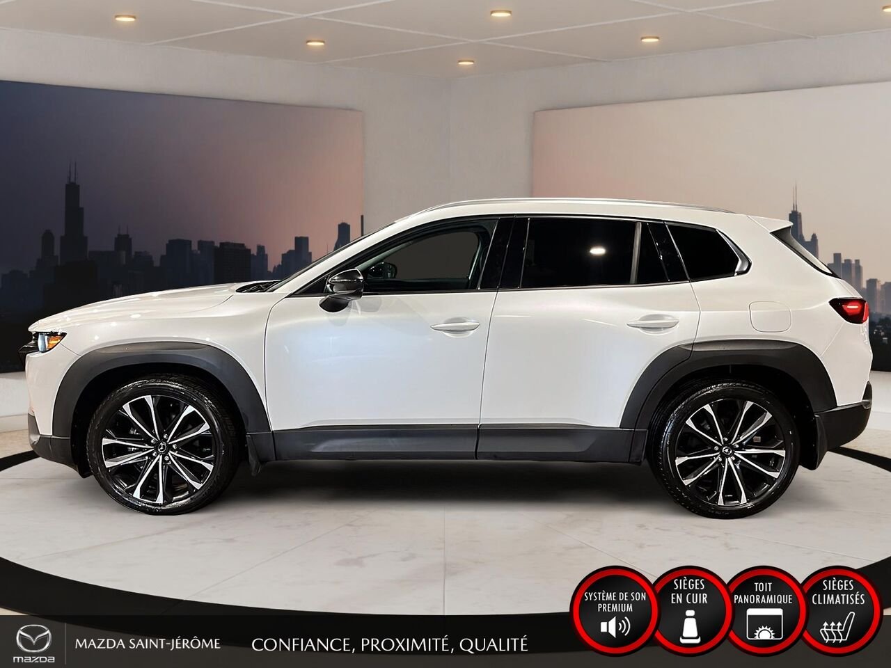2023 Mazda CX-50 GT avec moteur turbo | TOIT PANORAMIQUE | ENSEMBLE DE REMORQUAGE | CUIR | AWD White Saint-Jérôme - photo #9
