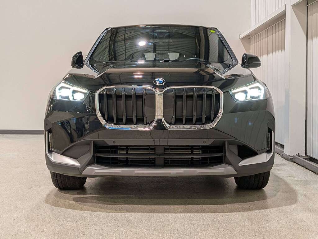 BMW X1 xDrive28i Sports Activity Vehicle 2024 Noir Val-David - photo #1