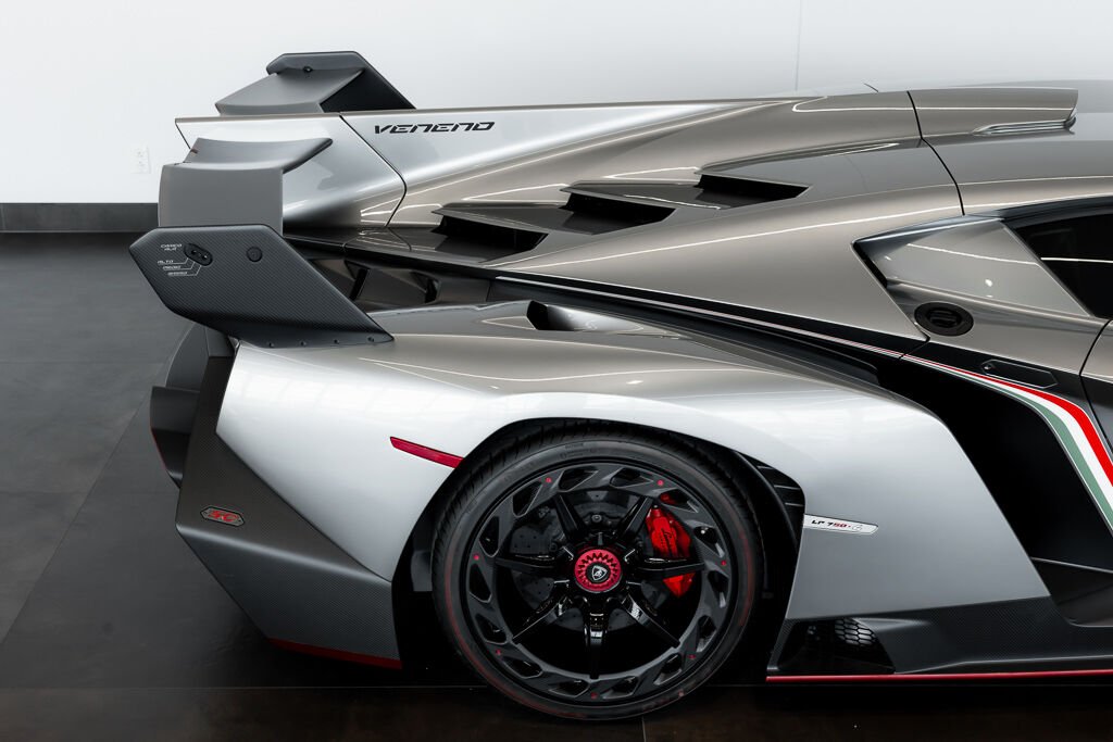 Lamborghini Veneno 1 OF 3 | *PRICE IN USD* 2014 Gris Kirkland - photo #33