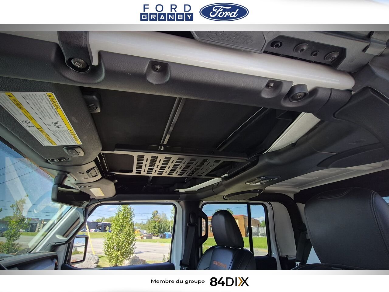 Jeep Gladiator 2023 Blanc Granby - photo #17