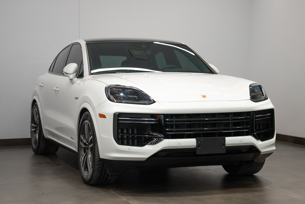 Porsche Cayenne Turbo E-Hybrid Coupe AWD 2024 Blanc Kirkland - photo #2