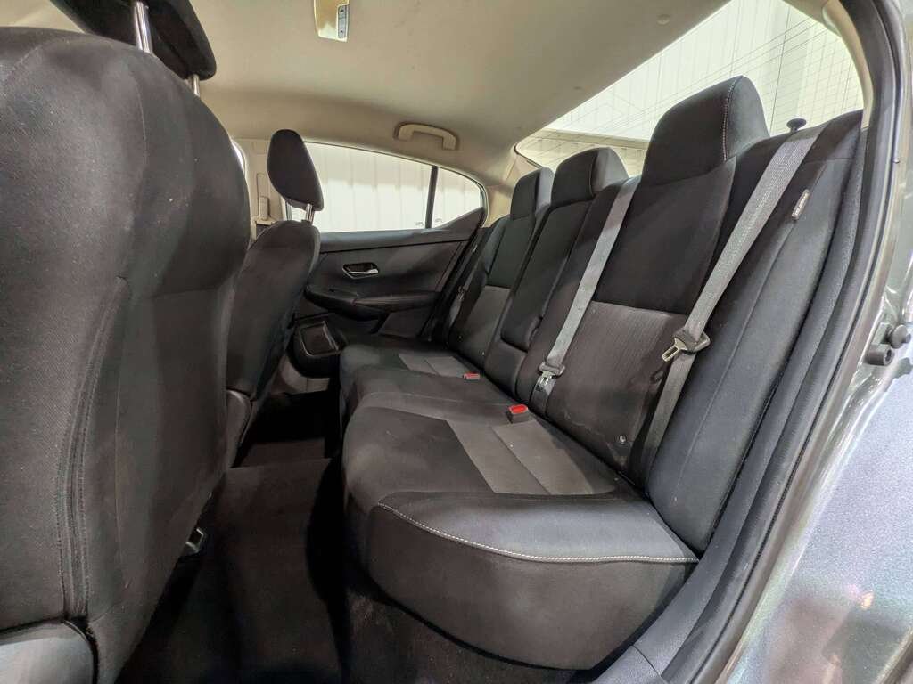 Nissan Sentra SV CVT 2022 Gris Val-David - photo #10