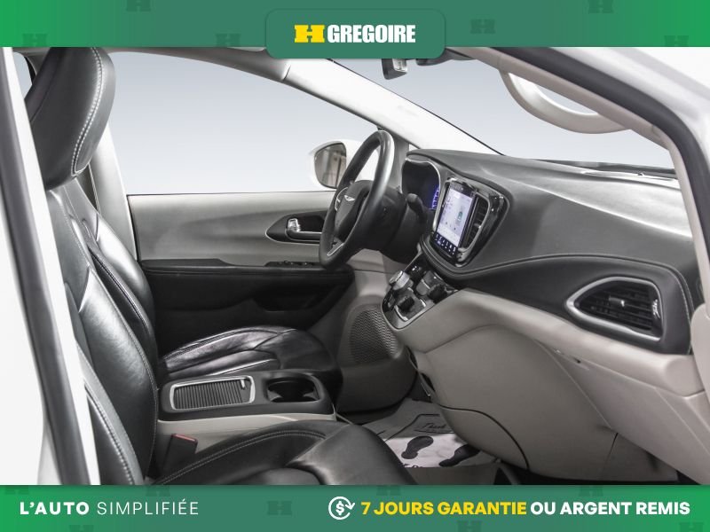 Chrysler Pacifica 2022 Blanc Saint-Eustache - photo #28