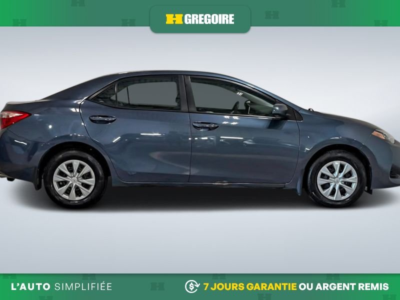 Toyota Corolla 822839 | LE * Bluetooth * Caméra * Bancs Chauffants * 2019 Gris Laval - photo #10