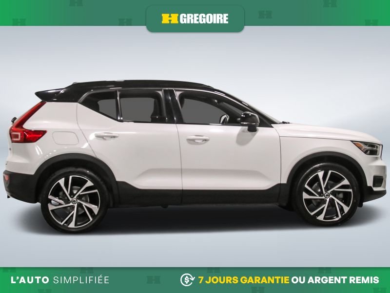 2021 Volvo XC40 White Blainville - photo #10