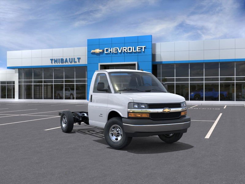 2025 CHEVROLET Express Commercial Cutaway 2025 SUMMIT WHITE