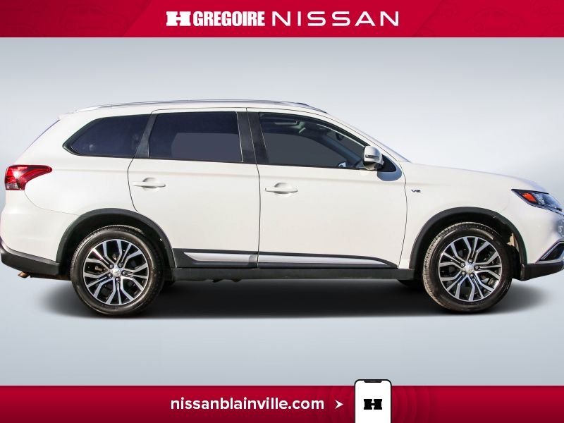 2018 Mitsubishi Outlander White Blainville - photo #10