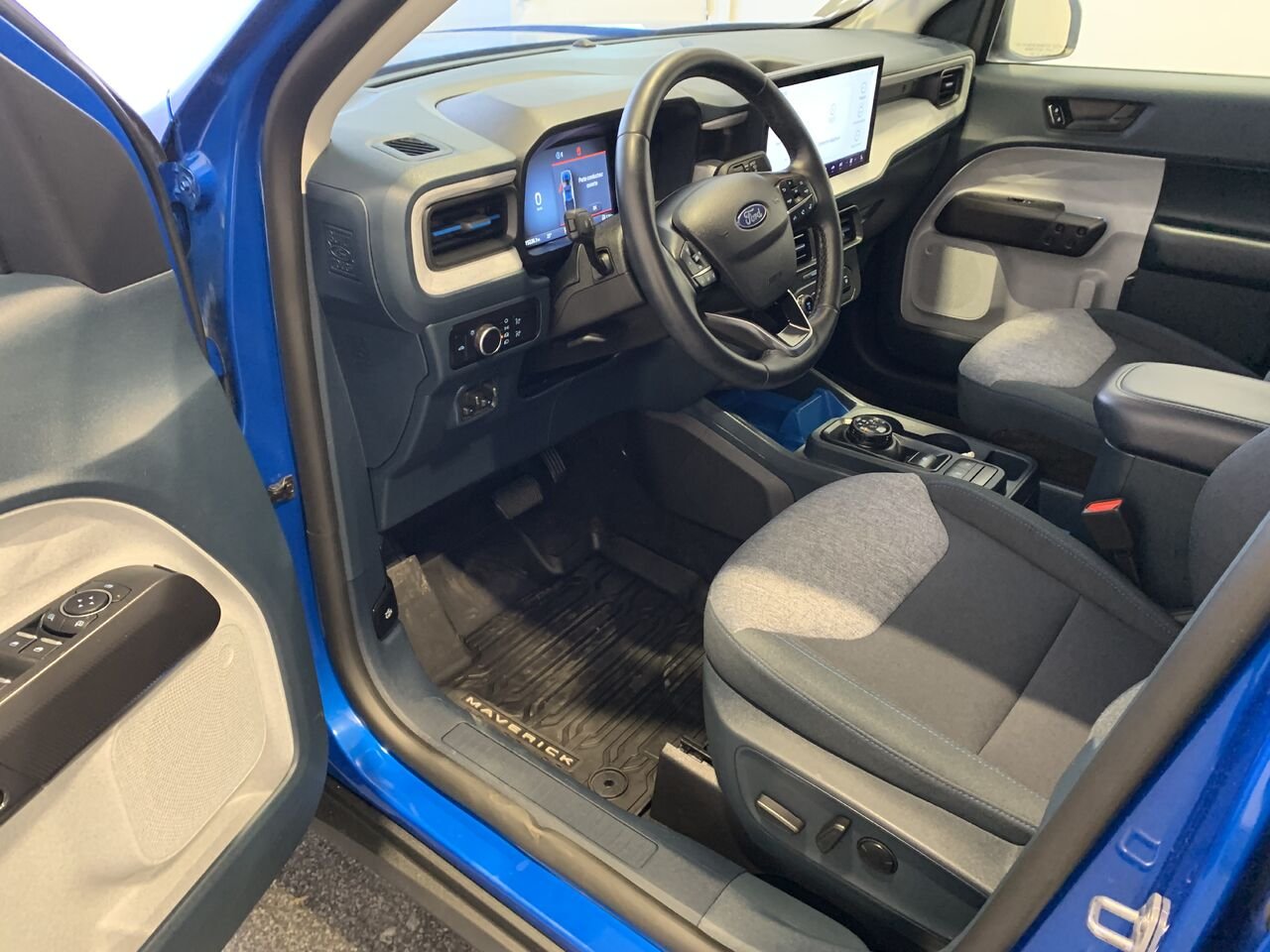 Ford Maverick XLT AWD TOW PACK+LUXE PACK+302A 2025 Bleu Châteauguay - photo #27