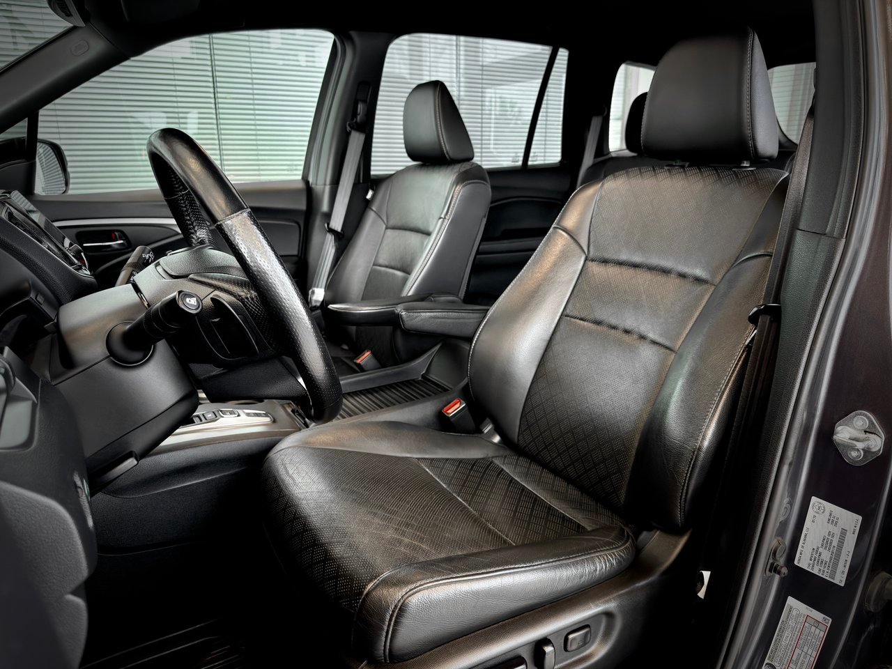 Honda Passport 2020 Gris Notre-Dame-des-Prairies - photo #18