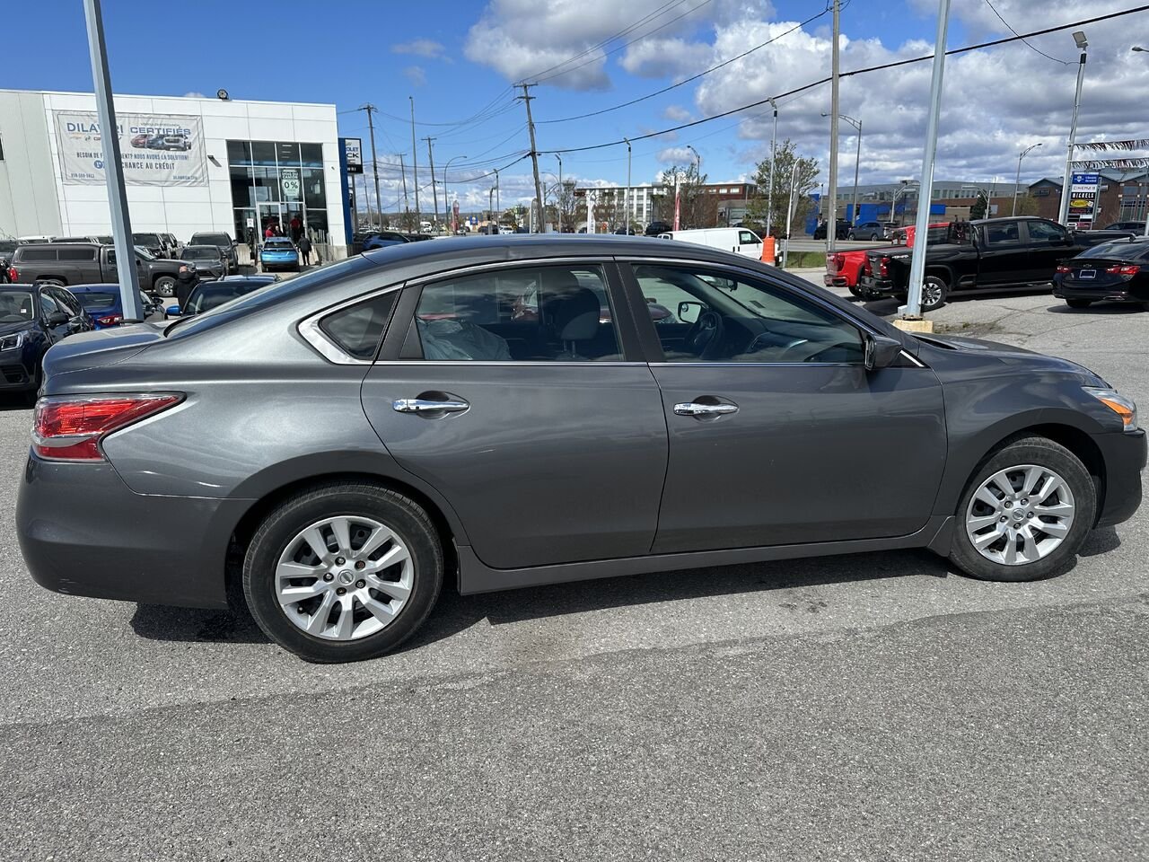 NISSAN ALTIMA 2.5/S/SV/SL Berline 4 portes, 4 cyl. en ligne, CVT 2,5 2015 Ottawa & Gatineau - photo #14