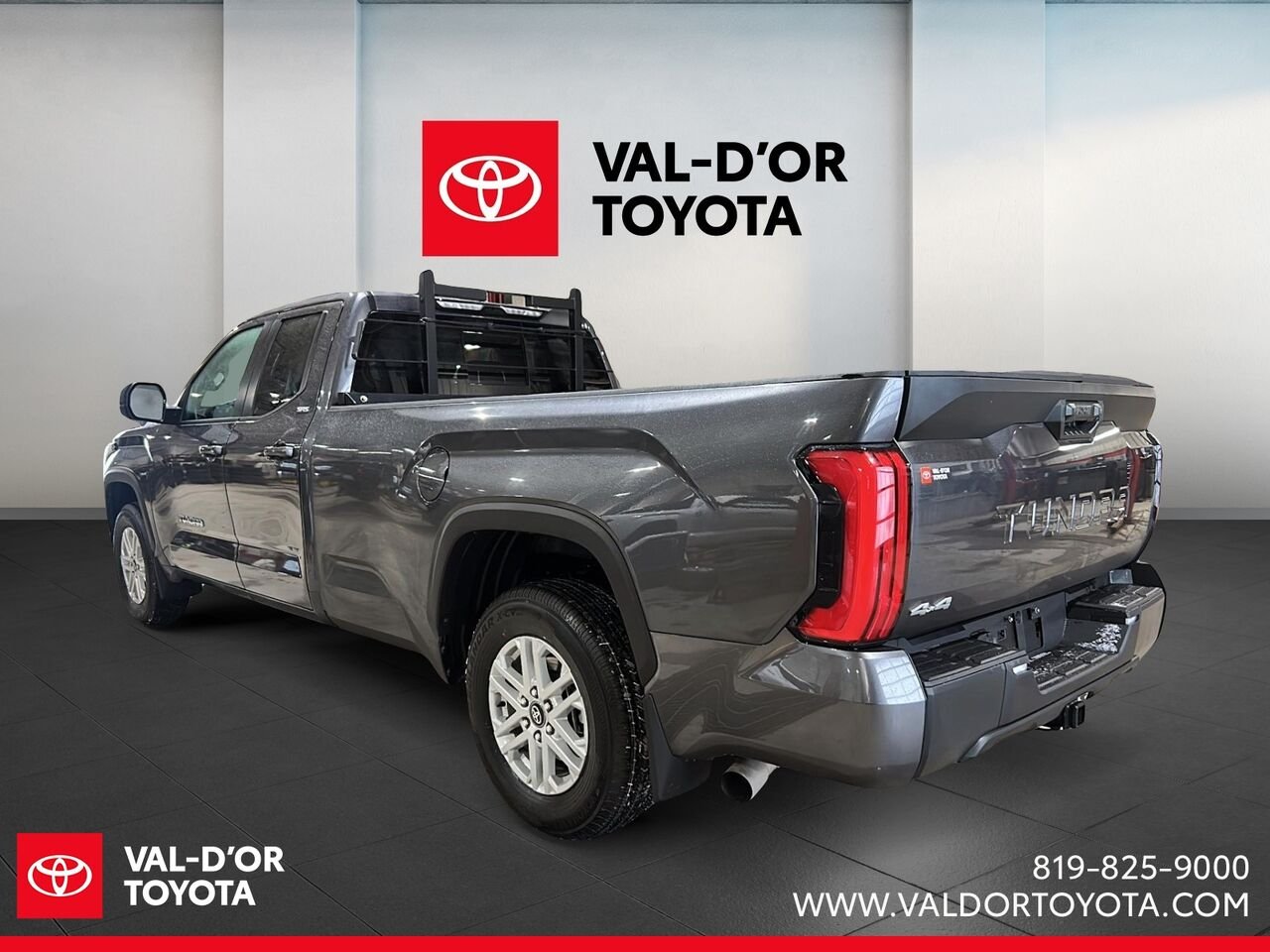 Toyota Tundra SR5 Double Cab 4x4 caisse longue 2026 Gris magnétique métallisé Val-d'Or - photo #3