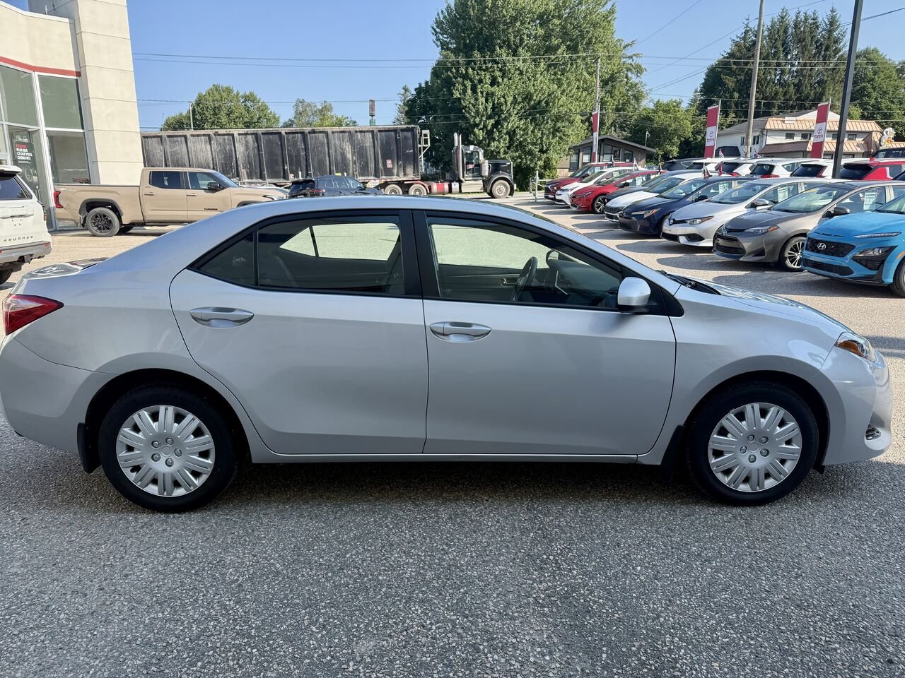 Toyota Corolla 2017 Gris Mont-Laurier - photo #7