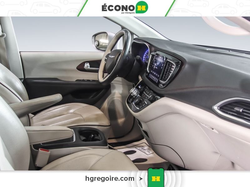 Chrysler Pacifica 2018 Argent Saint-Eustache - photo #27