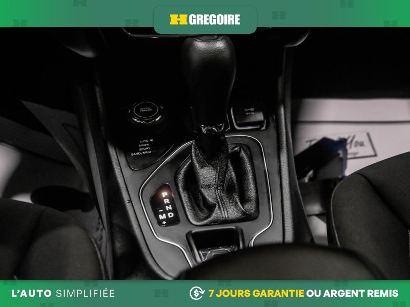 2022 Jeep Cherokee Black Blainville - photo #24