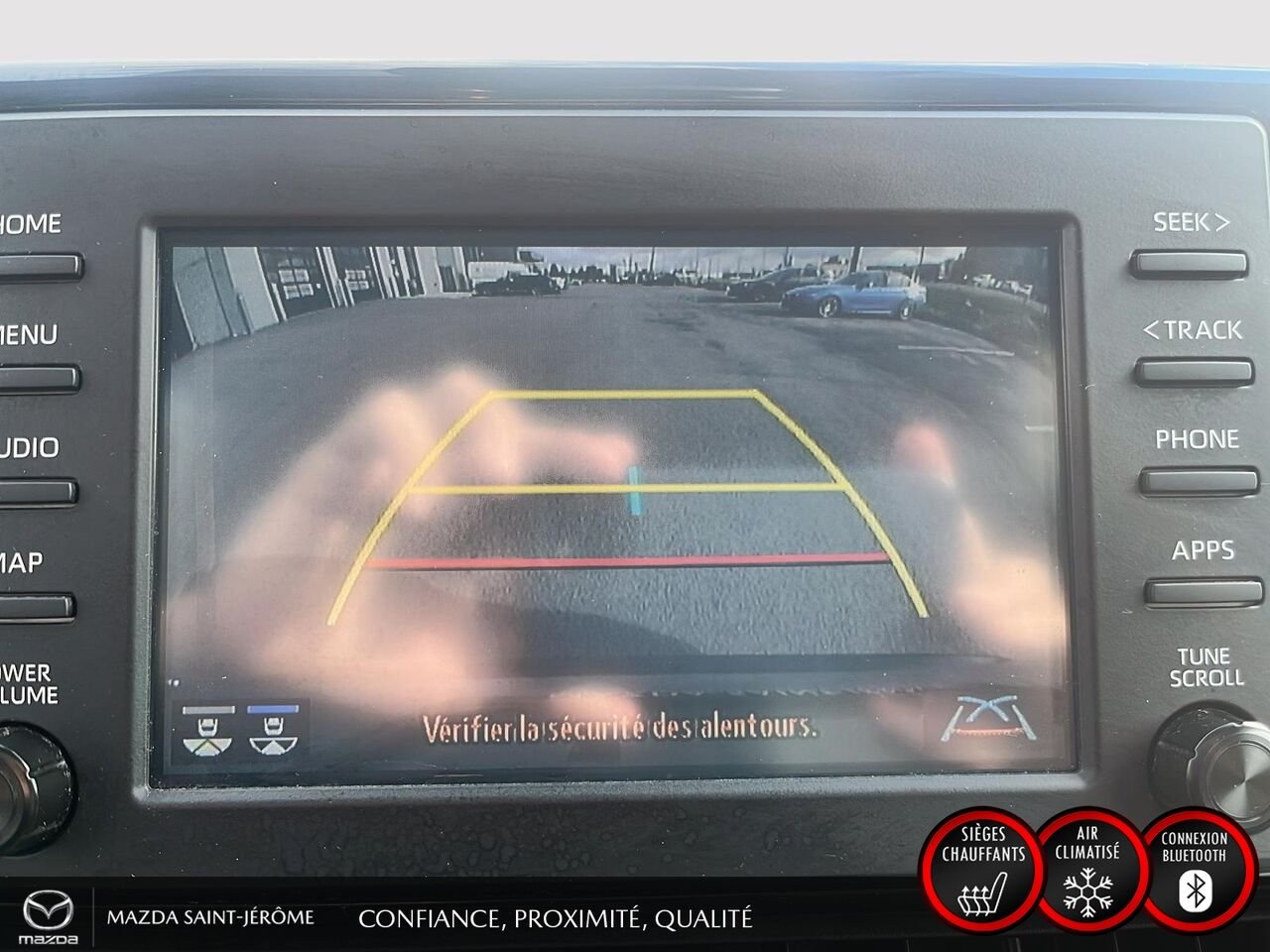 2020 Toyota RAV4 XLE | 49 877 KM | TOIT OUVRANT | AWD | ATTELAGE Silver Saint-Jérôme - photo #17