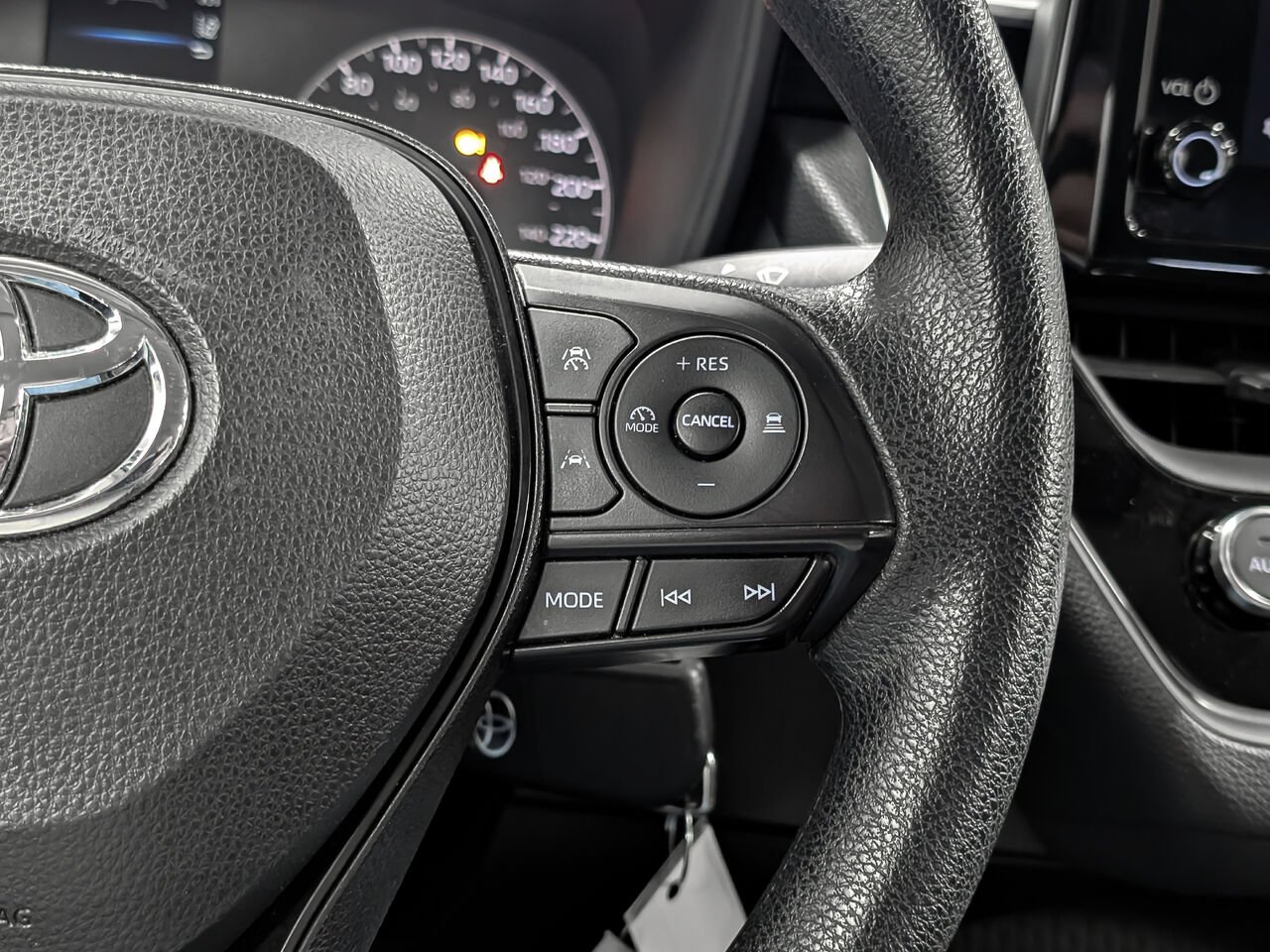 Toyota Corolla LE/SIÈGES CHAUFFANTS/CAMÉRA DE RECUL/BLUETOOTH/AC/ 2023 Noir minuit métallisé Sherbrooke - photo #13