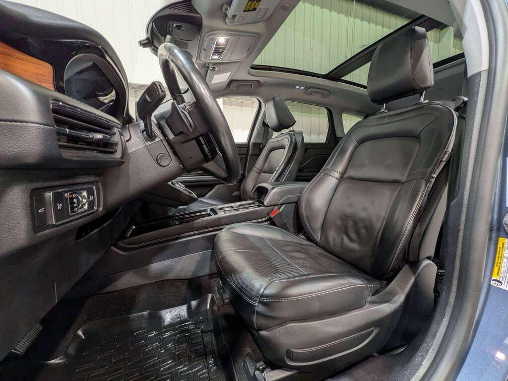2022 Lincoln Corsair Reserve AWD Blue Val-David - photo #1
