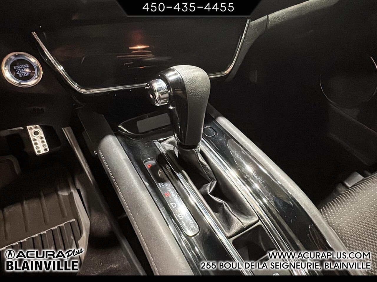 2019 Honda HR-V White Blainville - photo #13